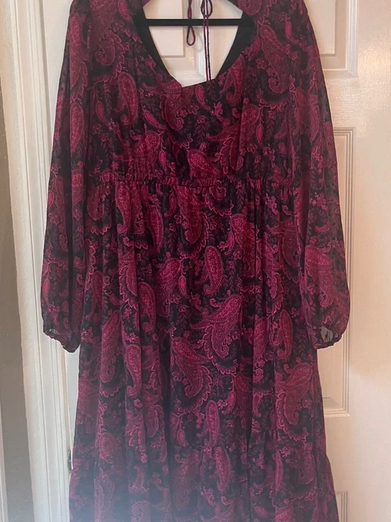 NWT torrid Wine Paisley Long-Sleeve V-Neck Dress - Picture 8 of 10